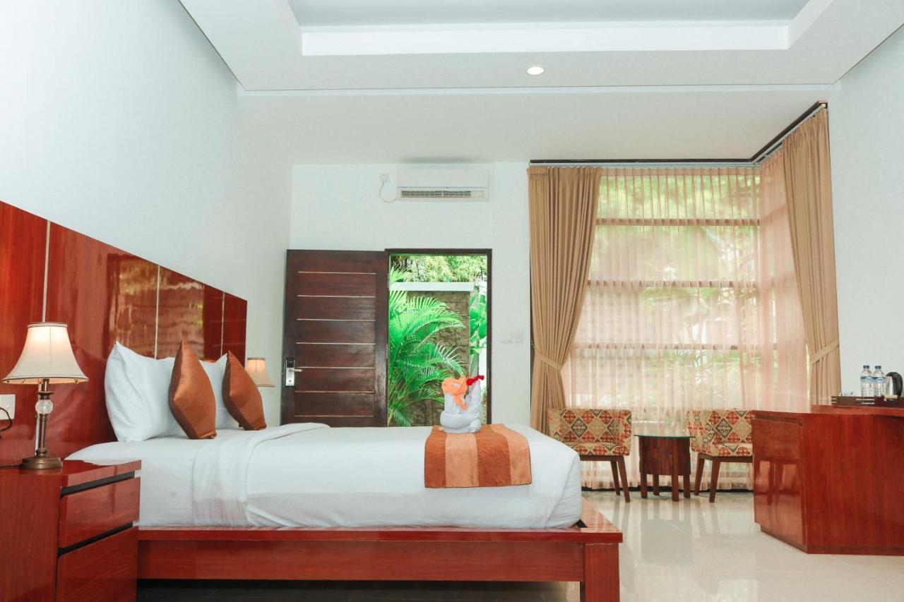 Argya Santi And Hotel Seminyak