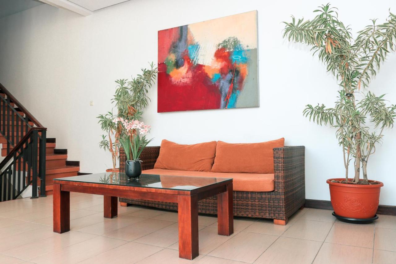 Hotel Argya Santi And