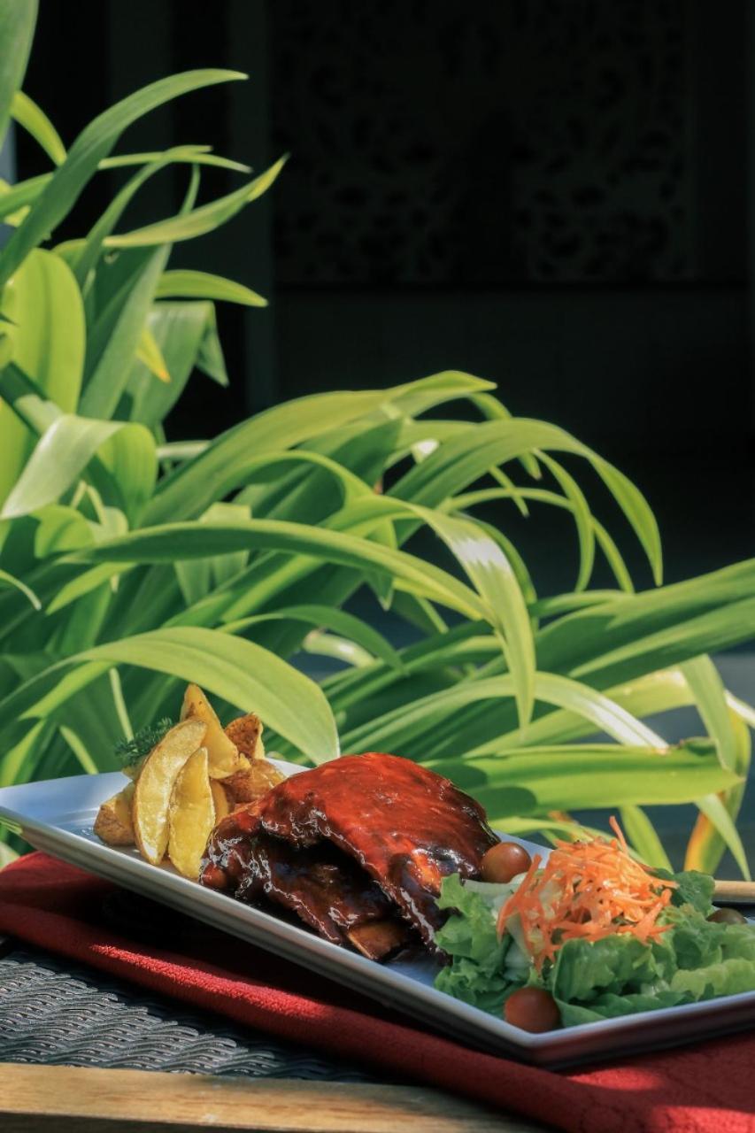 Argya Santi And Seminyak